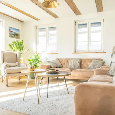 Haus Tadder Born